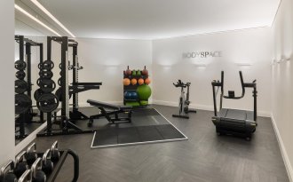 GYM AND FITNESS EQUIPMENT CLEANING
